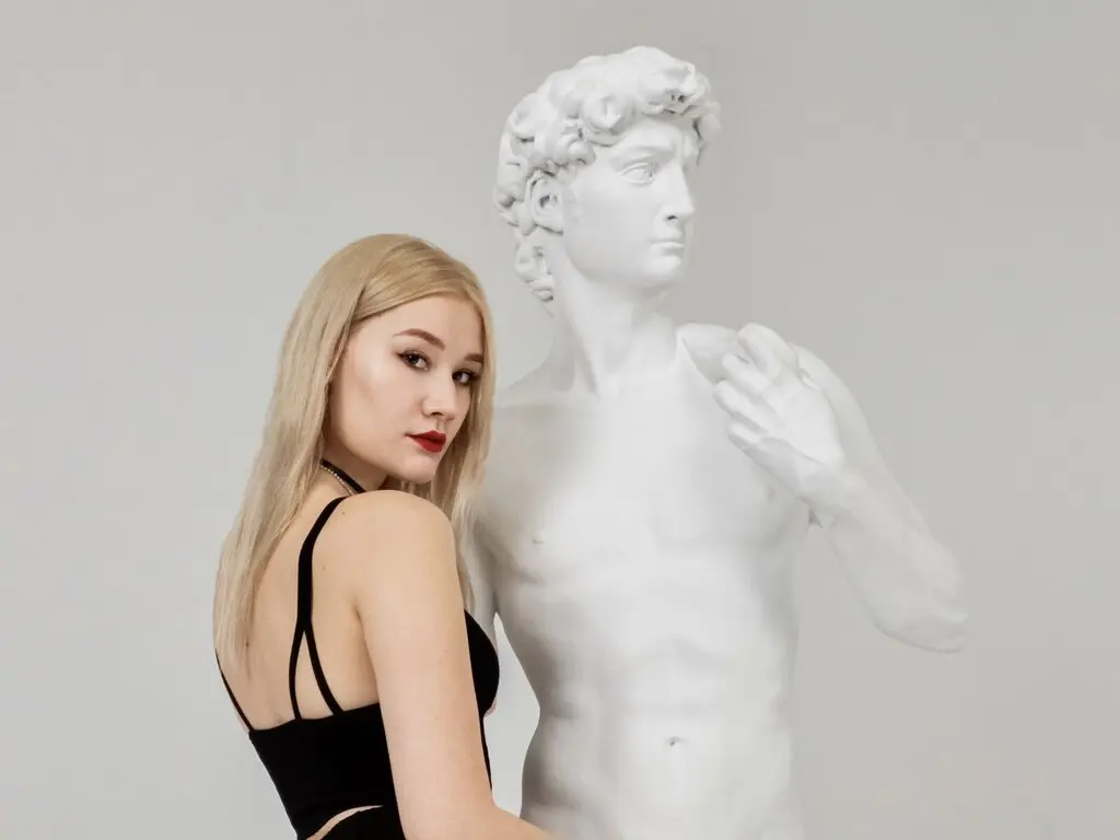 AnnaNolan Porn Profile