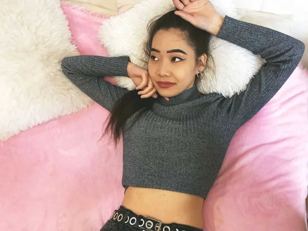 BonnieMoor Porn Profile