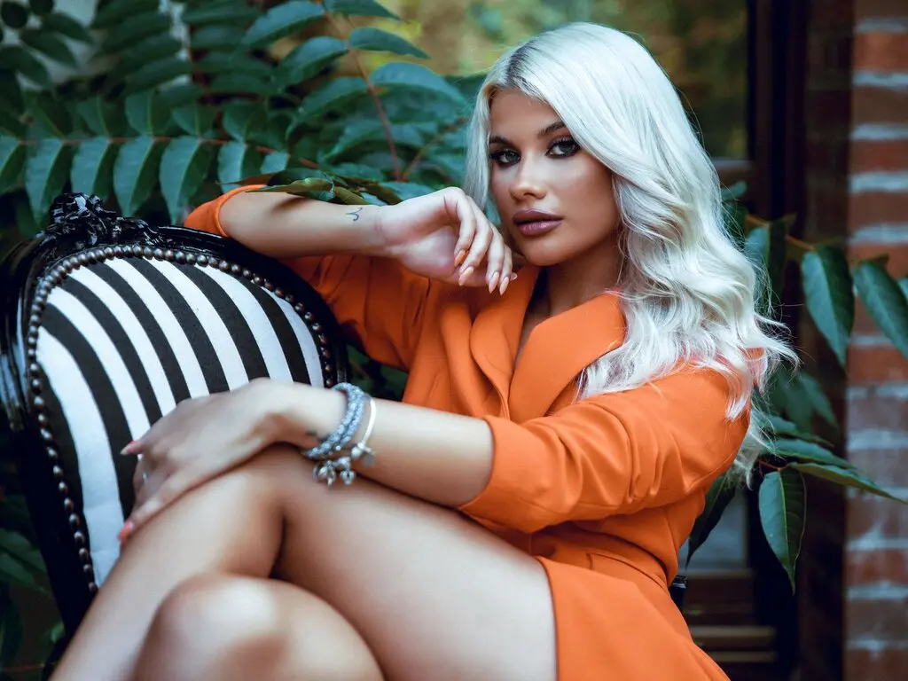 DivianaRose Porn Profile