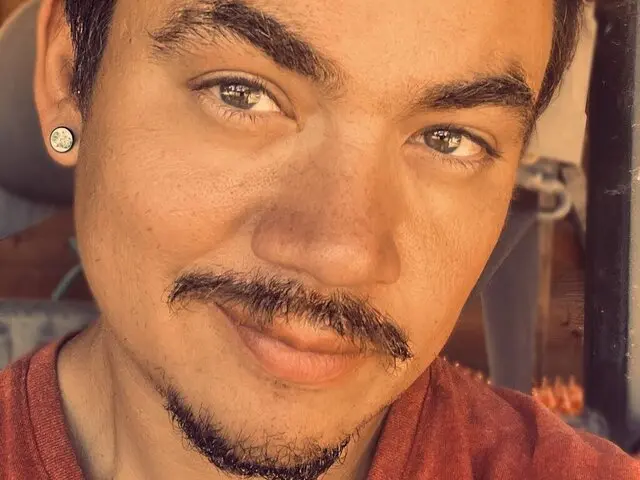 JohnMountain Porn Profile