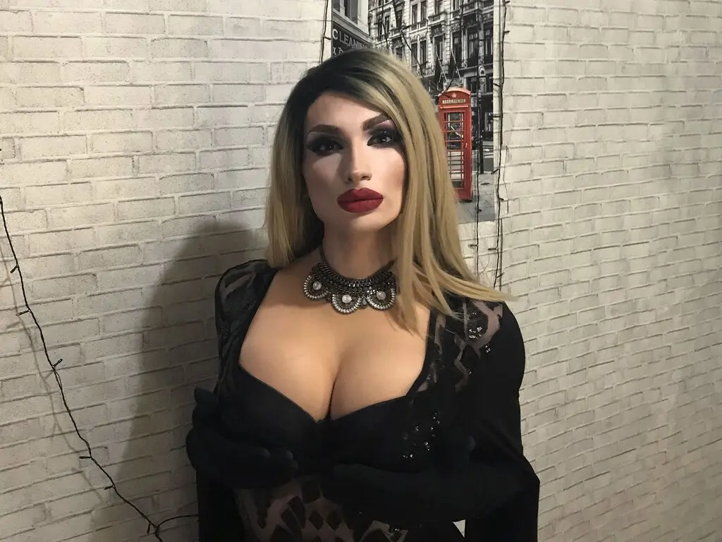 JuliaCortez Porn Profile