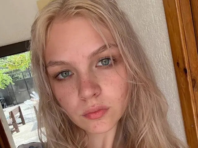 JuneLane Porn Profile