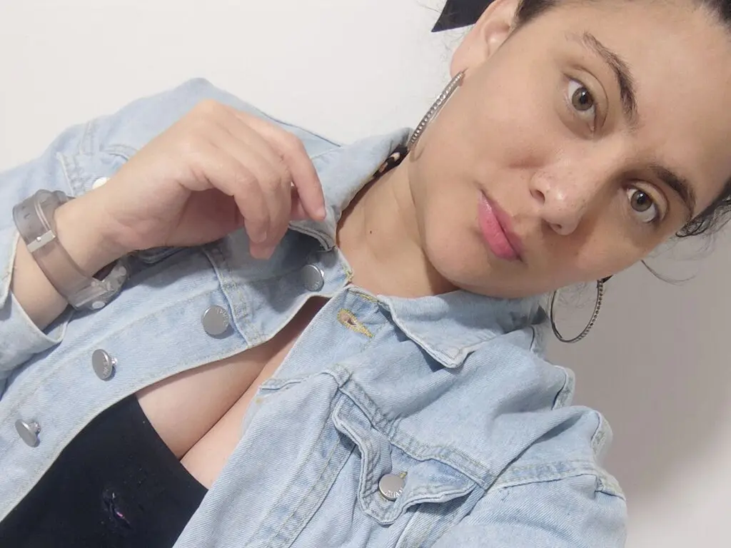 KatieMazon Porn Profile