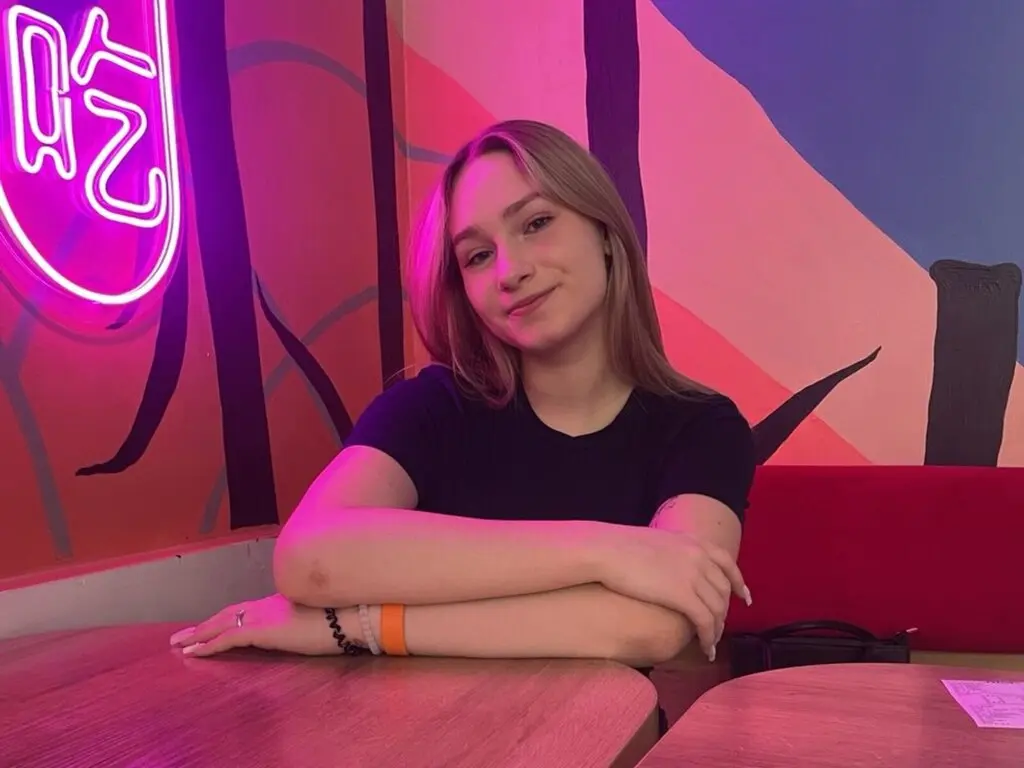 LanetteMina Porn Profile