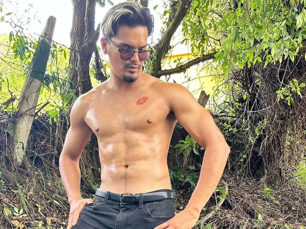 TommyWolf Porn Profile